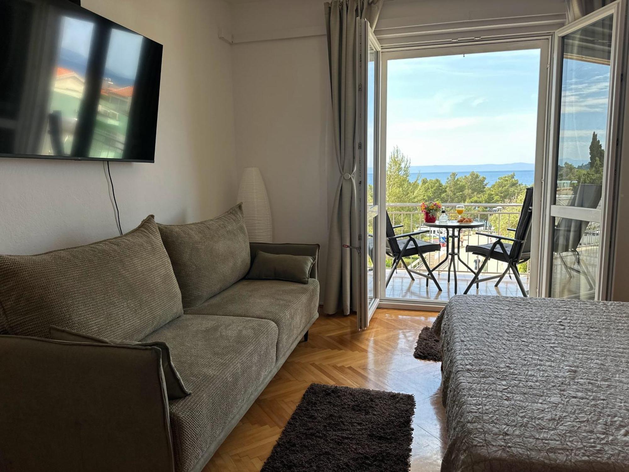 Spacious Family Apartment Near The Beach Makarska Buitenkant foto